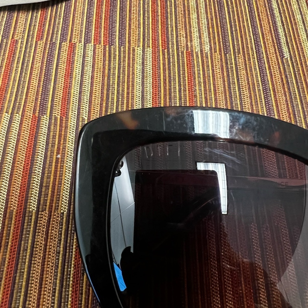 Diff Sunglasses - image 3